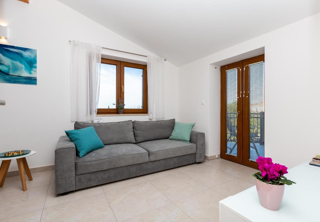 Apartment Krusec Pula